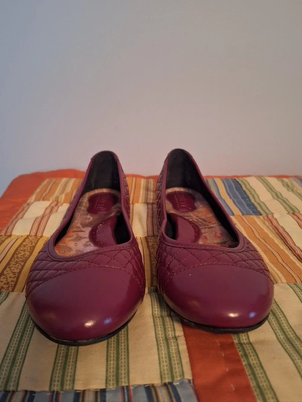 Born Riley Burgandy Patent Leather Women’s Quilted Ballet Flats Size 8.5